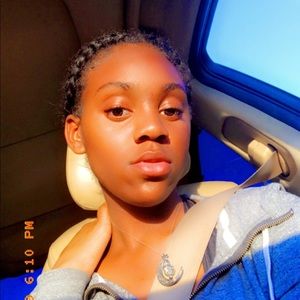 Meet your Posher, Ahjanae